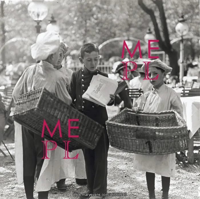 : Bread seller : Bread seller