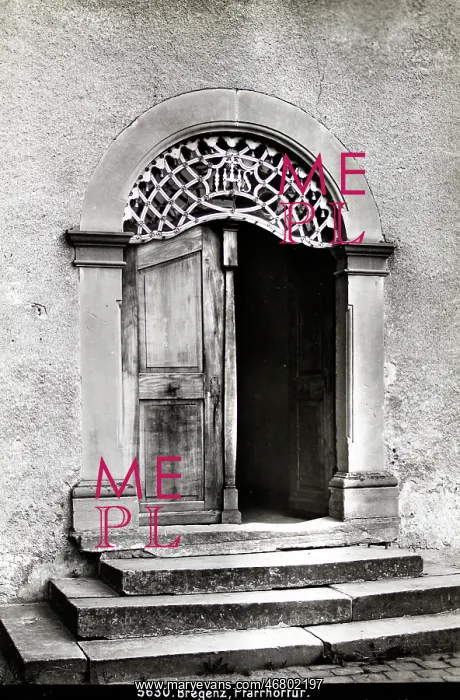 : Bregenz: Front-door of parish office : Bregenz: Front-door of parish office