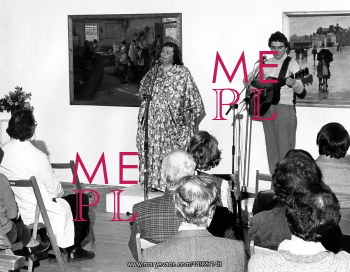 : Brenda Wootton, Cornish folk singer : Brenda Wootton, Cornish folk singer