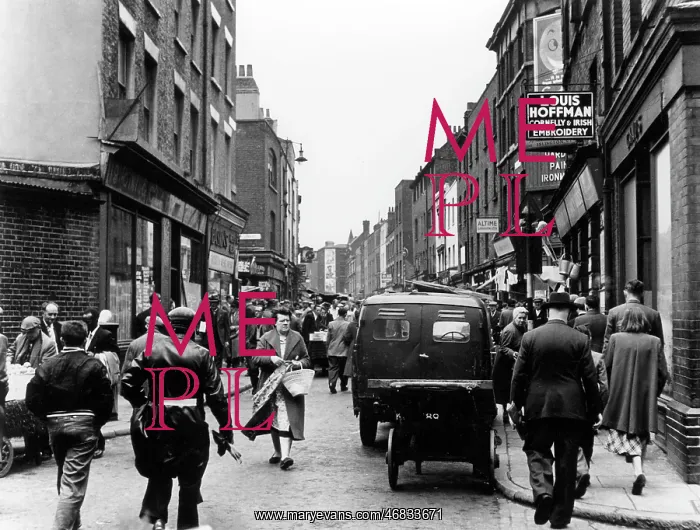  : BRICK LANE / 1957