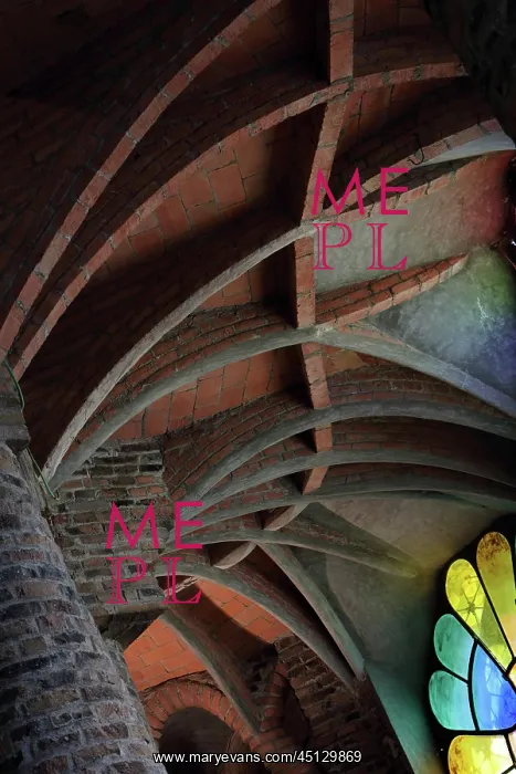 : Brick vaults, Crypta Guell, Colonia Guell, Barcelona : Brick vaults, Crypta Guell, Colonia Guell, Barcelona