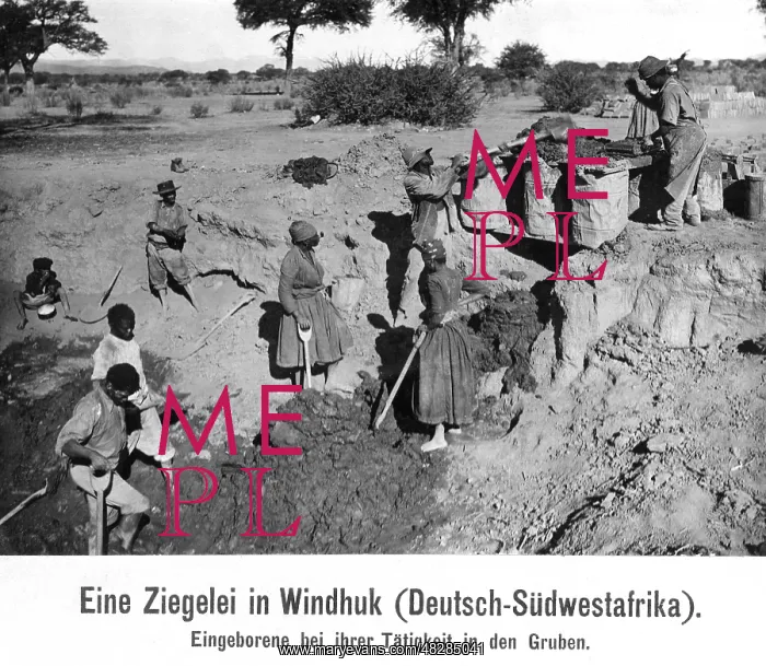 : Brickyard in Windhoek, 1913 : Brickyard in Windhoek, 1913