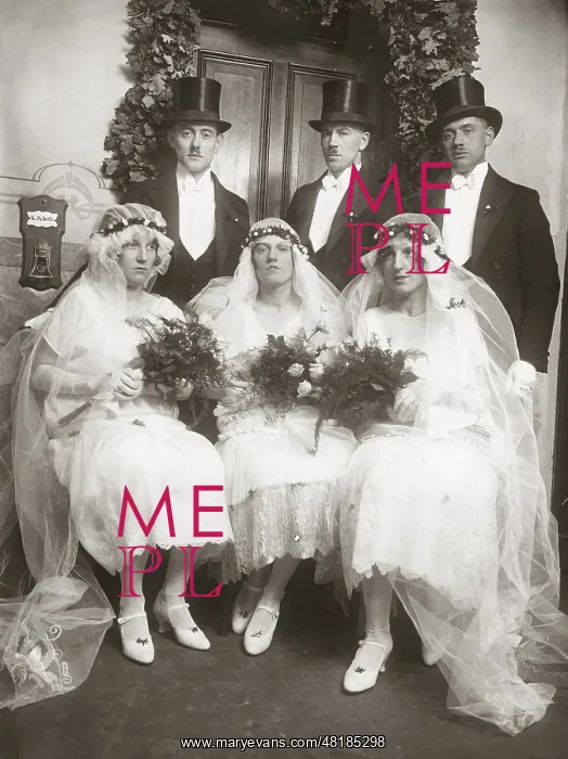  : Bridal couples, 1926