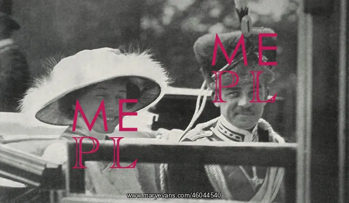 : Bride and groom: Berlin royal wedding 1913 : Bride and groom: Berlin royal wedding 1913