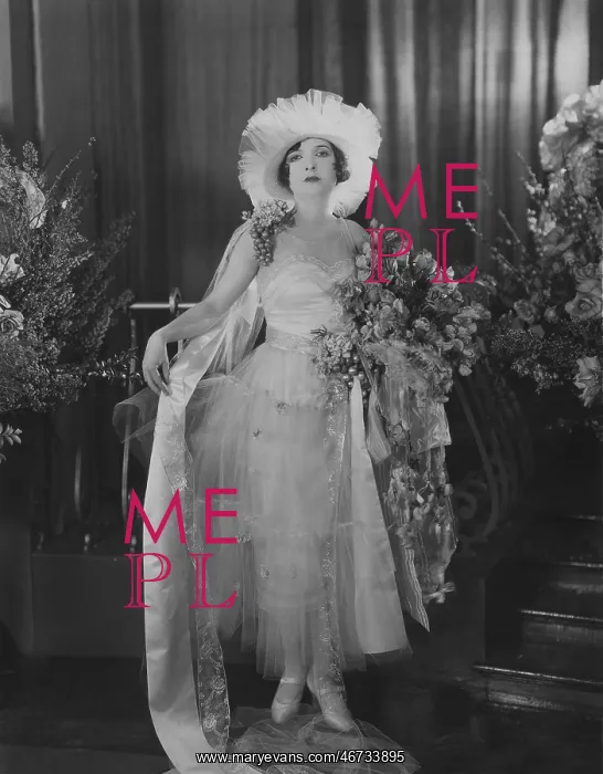 : Bride-to-be : Bride-to-be