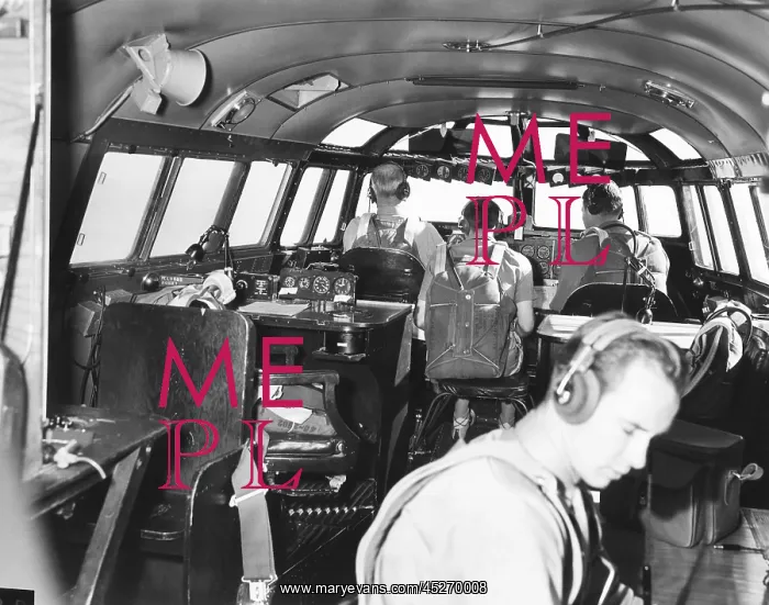 : The bridge deck or cabin of the 82-ton Douglas : The bridge deck or cabin of the 82-ton Douglas