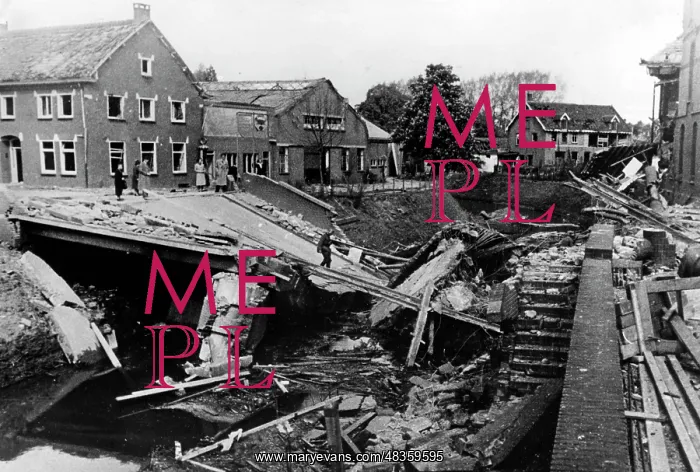 : Bridge destroyed by the Dutch, 1940 : Bridge destroyed by the Dutch, 1940