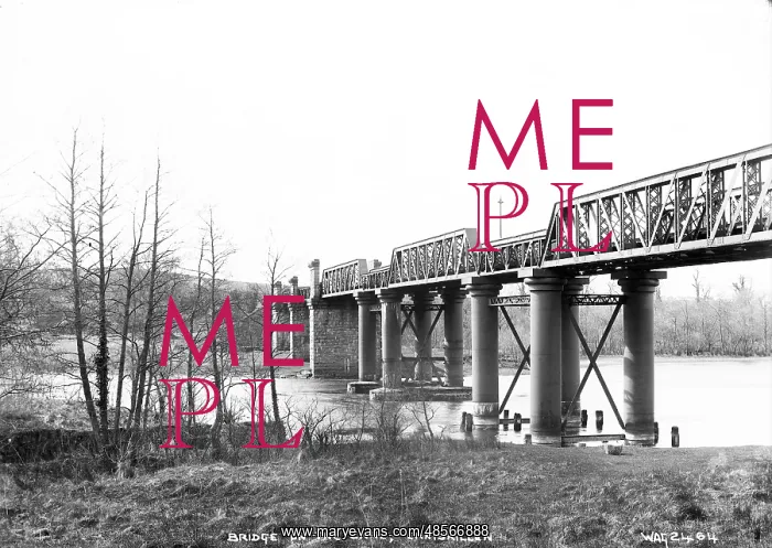 : Bridge on the Erne, Enniskillen : Bridge on the Erne, Enniskillen