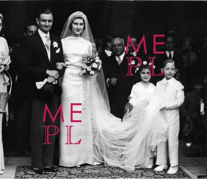 : Bridge, groom and guests, Rome : Bridge, groom and guests, Rome