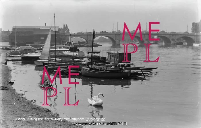 : The Bridge at Kingston on Thames : The Bridge at Kingston on Thames
