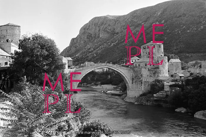 : Bridge in Mostar 1971 : Bridge in Mostar 1971