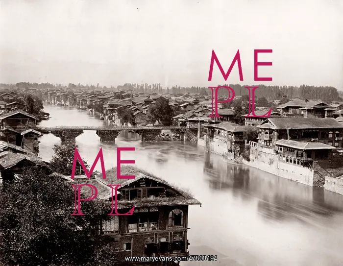 : Bridge over the River Jhelum, Srinagar, Kashmir, India : Bridge over the River Jhelum, Srinagar, Kashmir, India