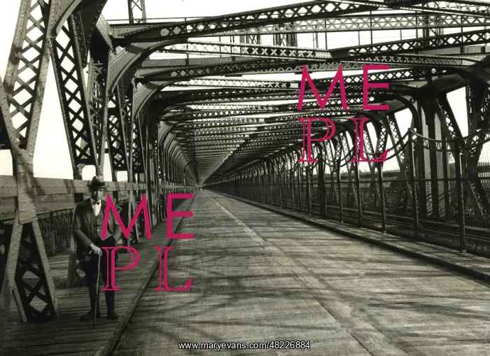 : Bridge over the river Vistula, 1930 : Bridge over the river Vistula, 1930