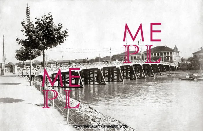  : Bridge in Shanghai, China, circa 1890