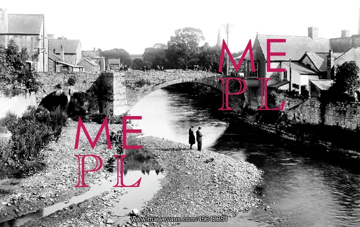  : Bridgend, the Old Bridge 1910