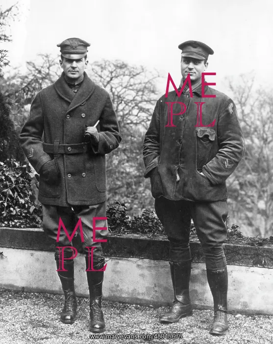 : Brigadier General Macarthur and Major Wolf in Germany : Brigadier General Macarthur and Major Wolf in Germany