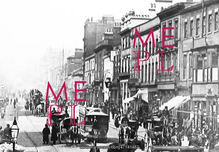 : The Briggate, Leeds : The Briggate, Leeds