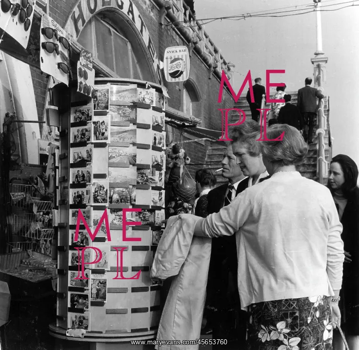 : BRIGHTON POSTCARDS : BRIGHTON POSTCARDS