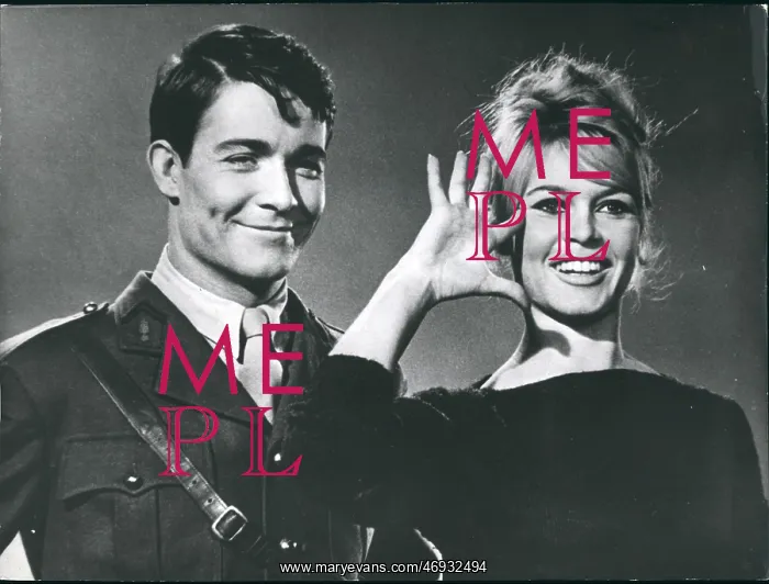 : Brigitte Bardot and Jacques Charrier in war film : Brigitte Bardot and Jacques Charrier in war film
