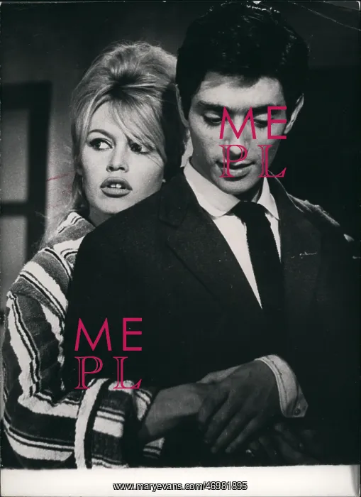 : Brigitte Bardot and Sami Frey : Brigitte Bardot and Sami Frey