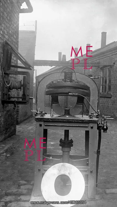 : Brim Press machine at hatworks : Brim Press machine at hatworks