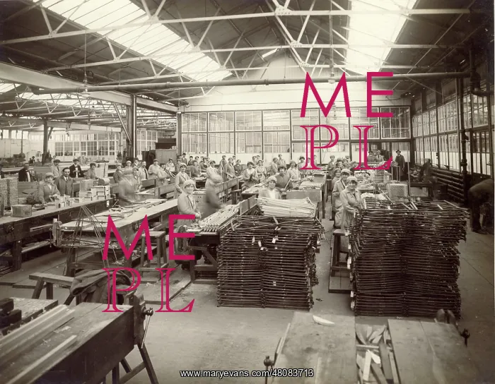 : The Bristol factory in 1917 : The Bristol factory in 1917