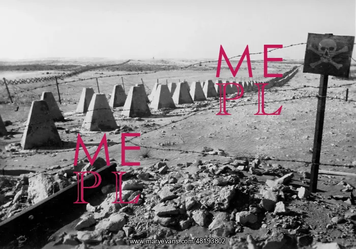 : British antitank barrier at Mersa Matruh, 1942 : British antitank barrier at Mersa Matruh, 1942