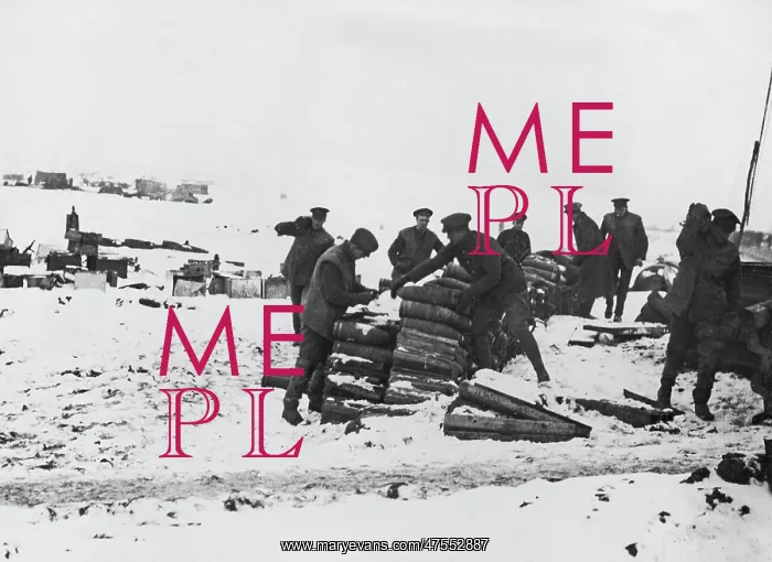: British artillerymen sorting shells, Western Front, WW1 : British artillerymen sorting shells, Western Front, WW1