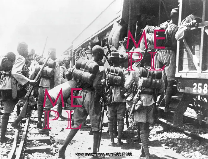 : British battalion boarding a train for Cameroon, Africa, WW1 : British battalion boarding a train for Cameroon, Africa, WW1