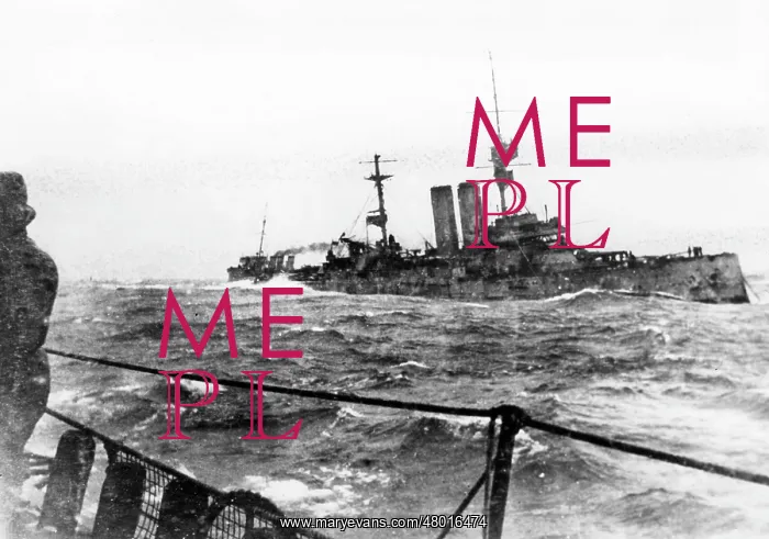 : British battleship HMS King Edward VII sinking, WW1 : British battleship HMS King Edward VII sinking, WW1