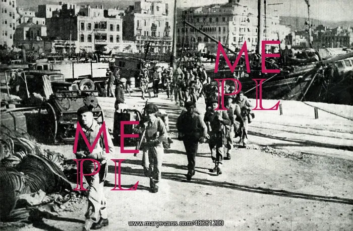 : British commandos enter Salonika, Greece, WW2 : British commandos enter Salonika, Greece, WW2