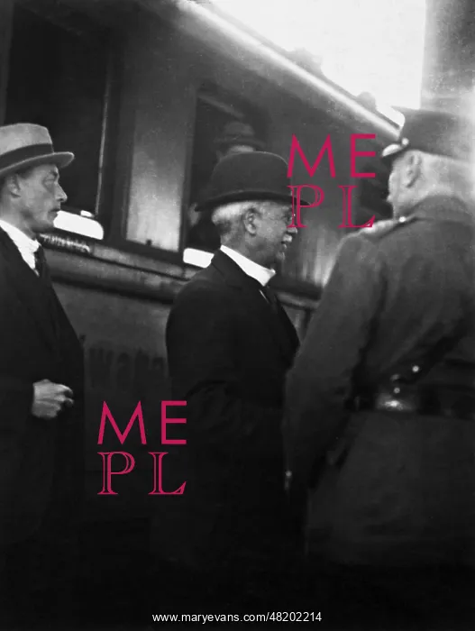 : A British commissioner in Upper Silesia : A British commissioner in Upper Silesia