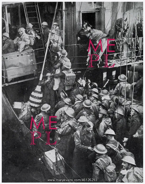 : British Expeditionary Force evacuating from Dunkirk, WW2 : British Expeditionary Force evacuating from Dunkirk, WW2