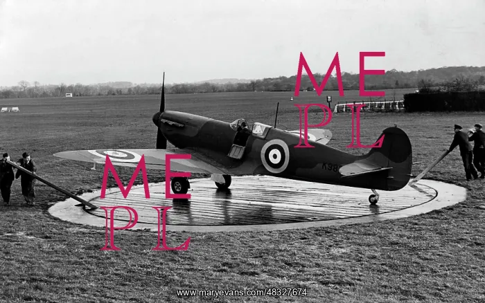 : British fighter plane Spitfire, ca. 1940 : British fighter plane Spitfire, ca. 1940