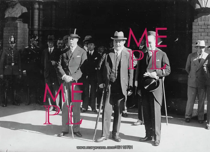 : British Foreign Secretary Arthur Henderson : British Foreign Secretary Arthur Henderson