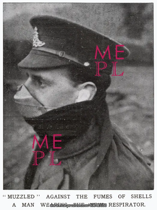 : British gas mask 1915 : British gas mask 1915