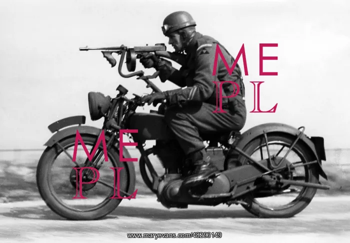 : British motorcycle units preparing for Sea Lion operation : British motorcycle units preparing for Sea Lion operation