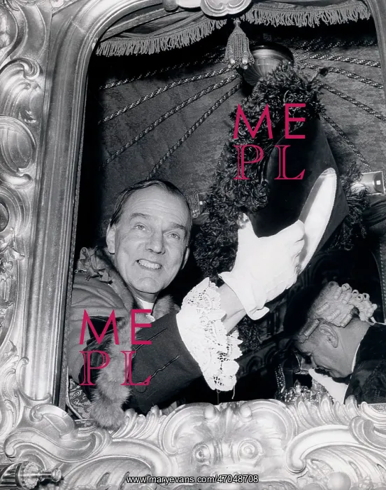 : British Politician Sir Gilbert Inglefield : British Politician Sir Gilbert Inglefield
