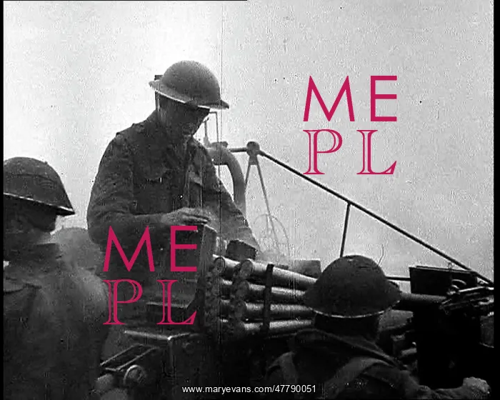 : British Repeating Artillery Gun Firing During : British Repeating Artillery Gun Firing During