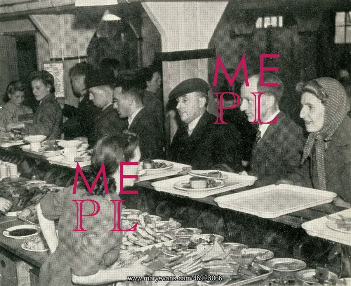 : British Restaurant, WWII - at the counter : British Restaurant, WWII - at the counter