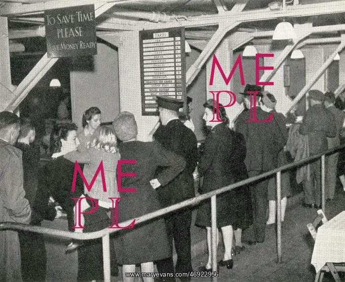 : British Restaurant, WWII - queuing for food : British Restaurant, WWII - queuing for food