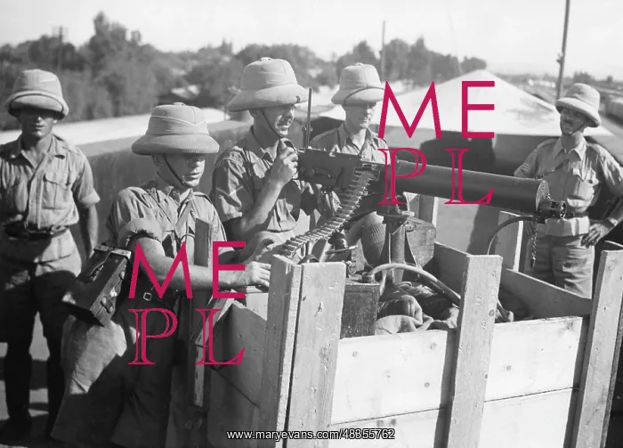 : British soldier in Palestine : British soldier in Palestine