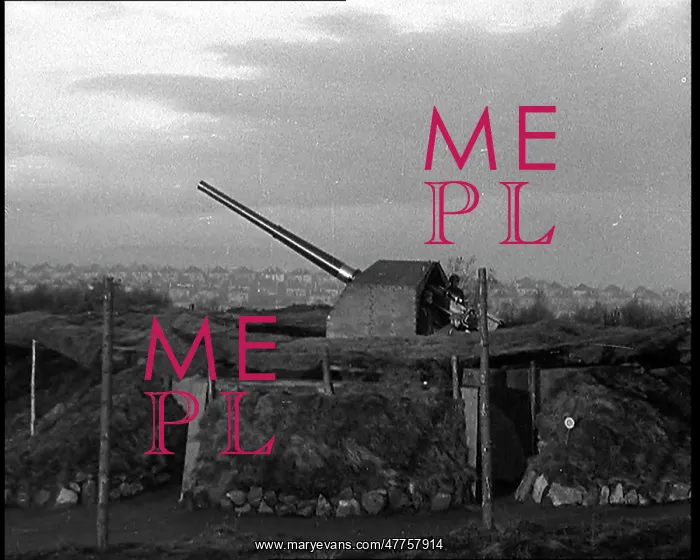 : British Soldiers Manning a Gun Emplacement : British Soldiers Manning a Gun Emplacement