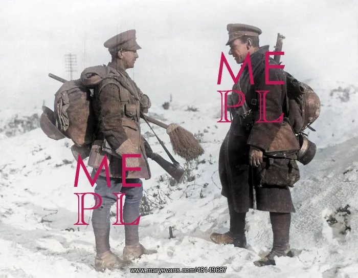 : Two British soldiers in the snow, Western Front, WW1 : Two British soldiers in the snow, Western Front, WW1