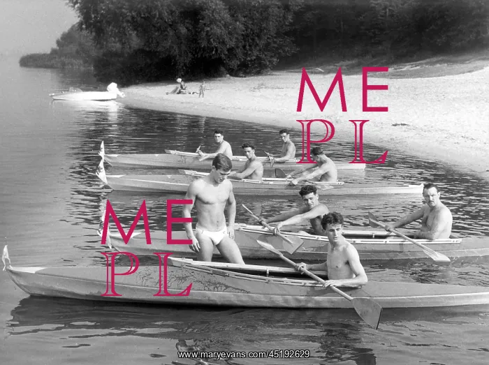 : British soldiers want to paddle home : British soldiers want to paddle home