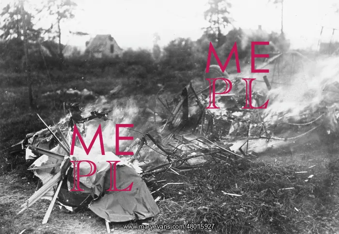 : British Sopwith triplane crash, Passchendaele, WW1 : British Sopwith triplane crash, Passchendaele, WW1