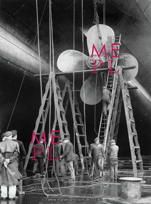 : The British steamer MAJESTIC is cleaned : The British steamer MAJESTIC is cleaned