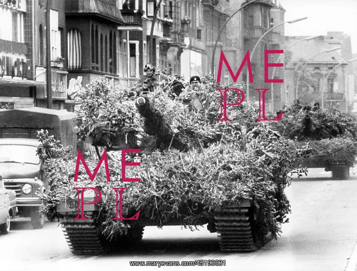 : British tanks in Berlin : British tanks in Berlin