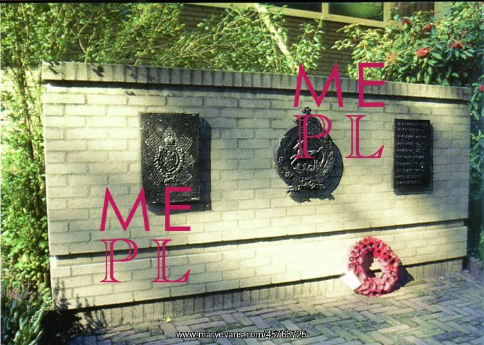  : British troops and Locals Memorial, Sint Michielsgestel