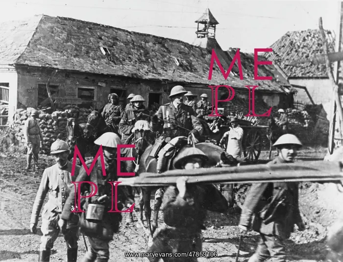 : British troops, Maricourt 1916 : British troops, Maricourt 1916